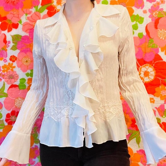Vintage y2k ivory ruffle romantic poet blouse with frilly neckline - Picture 2 of 4